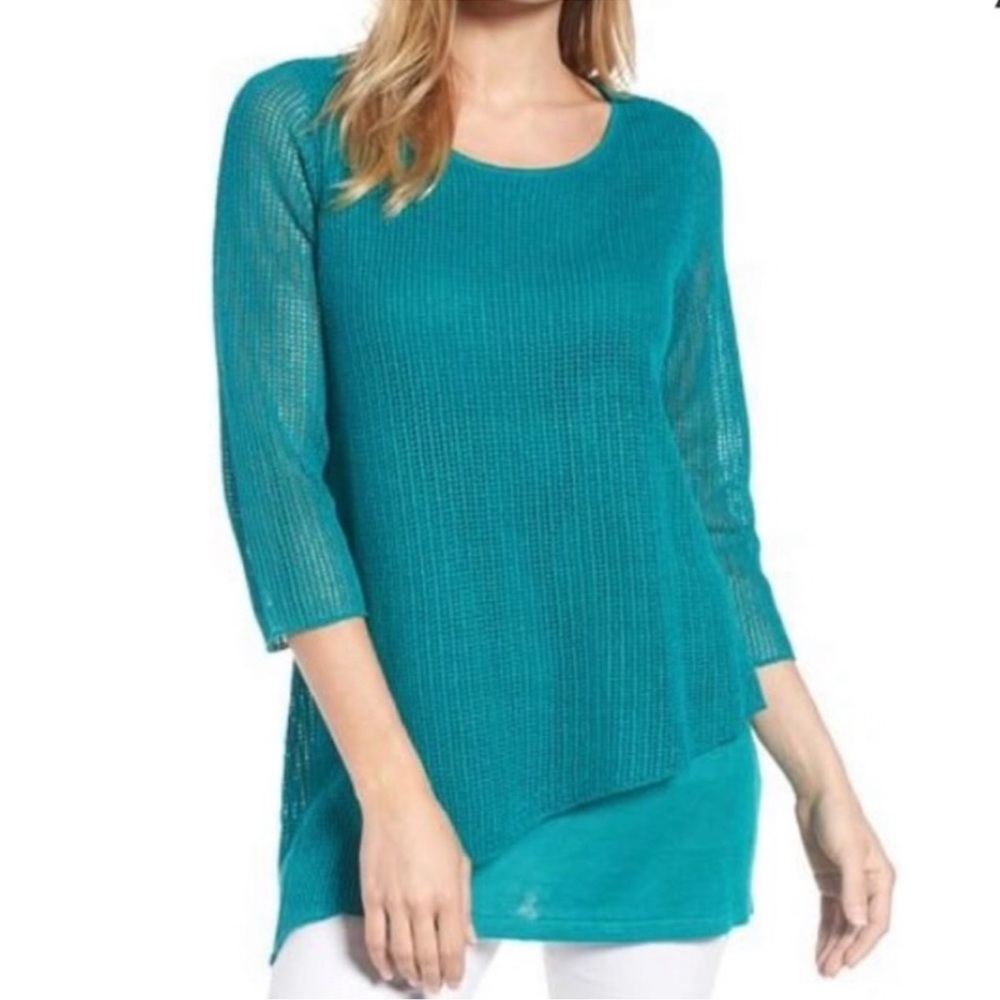 EILEEN FISHER Teal / Green DOUBLE LAYER TOP
Excellent condition! Beautiful Color